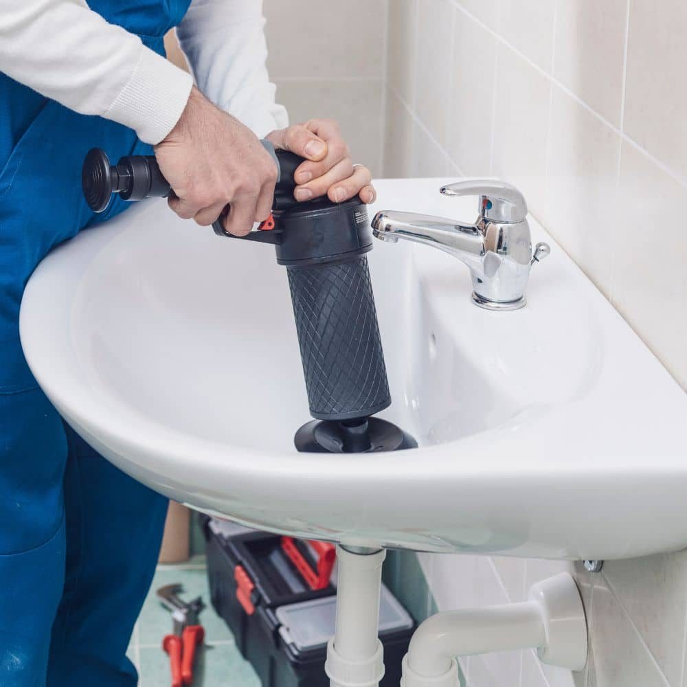 clogged-drain-cleaner-bathroom-sink